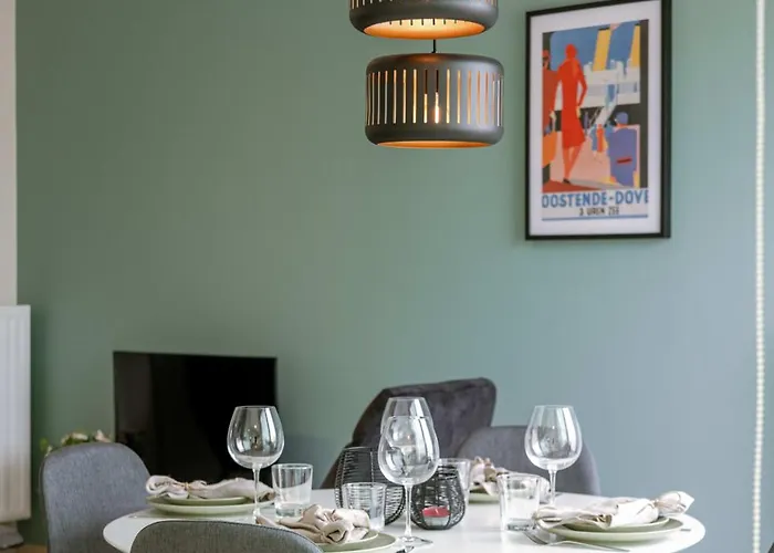 Apartamento Huswell - Cozy Seaside With Terrace In