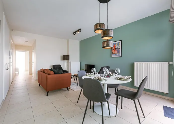 Apartamento Huswell - Cozy Seaside With Terrace In *