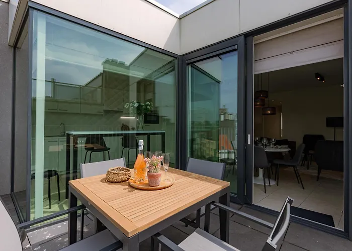 Huswell - Cozy Seaside With Terrace In Daire *